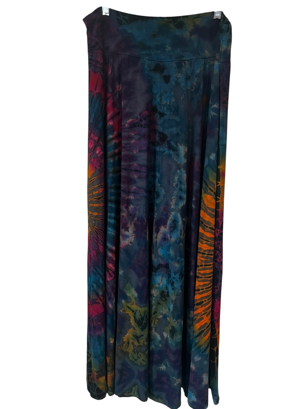 Pyramid Collection tie-die maxi skirt - Picture 3 of 9